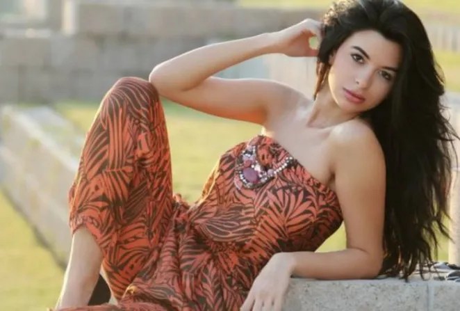 Sara-El-Khouly modell egypten.